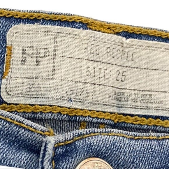 Free People Blue Distressed Skinny Jeans Size 25 - Picture 4 of 11